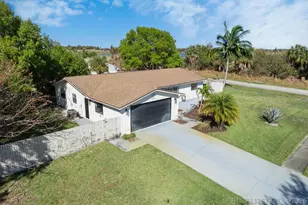 221 Caprol Ln, Sebastian, FL 32958 - Photo 33