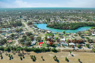 221 Caprol Ln, Sebastian, FL 32958 - Photo 37