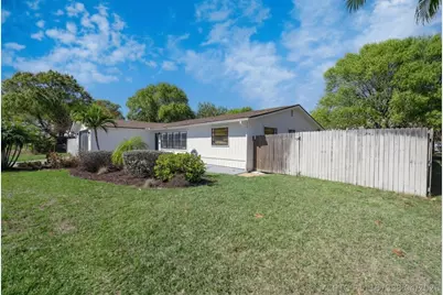 221 Caprol Lane, Sebastian, FL 32958 - Photo 35