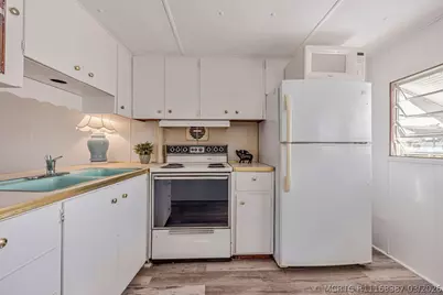 14556 Glenview Drive, Delray Beach, FL 33445 - Photo 15