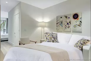 229 SW 9th St, Miami, FL 33130 - Photo 11