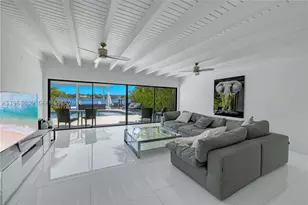 1405 Stillwater, Miami Beach, FL 33141 - Photo 1