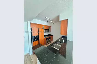 325 S Biscayne #1116, Miami, FL 33131 - Photo 1