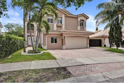 10762 NW 71st, Doral, FL 33178 - Photo 1