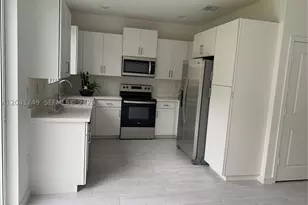 1068 SE 24th, Homestead, FL 33035 - Photo 1