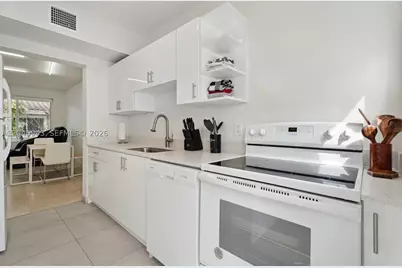 835 80th #3, Miami Beach, FL 33141 - Photo 1