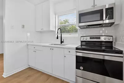 458 SW 9th #1, Miami, FL 33130 - Photo 1