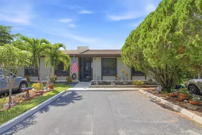 10231 Buttercup, Pembroke Pines, FL 33026 - Photo 1