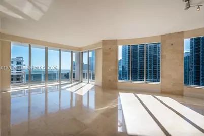 901 Brickell Key #3004, Miami, FL 33131 - Photo 1