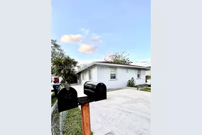 5911 Liberty #5913, Hollywood, FL 33021 - Photo 1