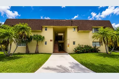 13710 SW 90th #4, Miami, FL 33176 - Photo 1