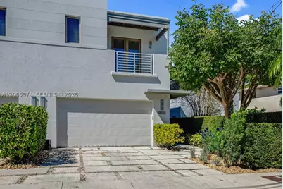 3072 Carter, Miami, FL 33133 - Photo 1