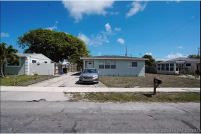 1418 S H Street, Lake Worth, FL 33460 - Photo 1