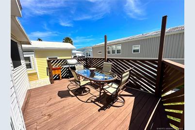 289 Nettles Boulevard, Jensen Beach, FL 34957 - Photo 1