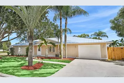 7292 SE Mulberry Drive, Hobe Sound, FL 33455 - Photo 1