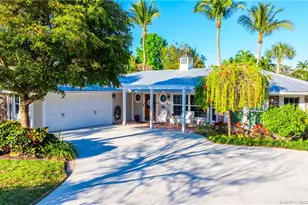 9 Lantana Ln, Stuart, FL 34996 - Photo 1