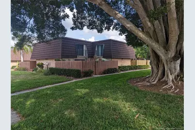 6137 SE Riverboat Drive #1032, Stuart, FL 34997 - Photo 1