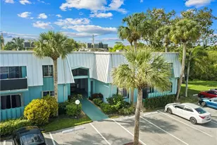 950 S Kanner Hwy, Stuart, FL 34994 - Photo 1