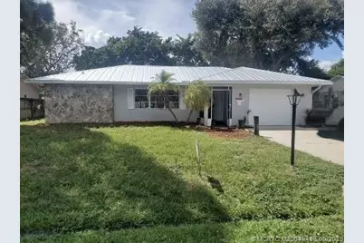 1526 SE Minorca Avenue, Port Saint Lucie, FL 34952 - Photo 1