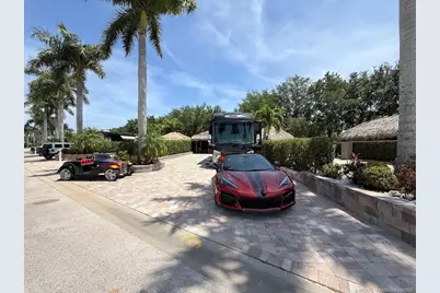 176 NW Hazard Way, Port Saint Lucie, FL 34986 - Photo 1