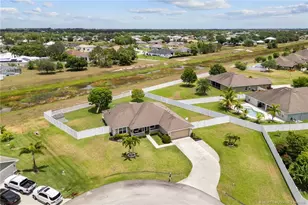 5863 NW Jannebo Ct, Port Saint Lucie, FL 34986 - Photo 1