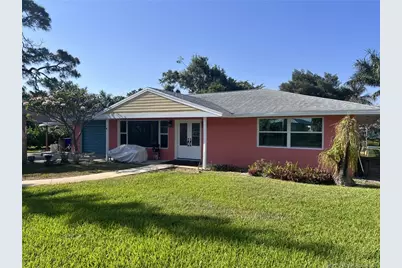 652 NW Sunset Drive, Stuart, FL 34994 - Photo 1