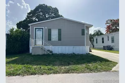 435 W Four Season Road, Palm Beach Gardens, FL 33410 - Photo 1