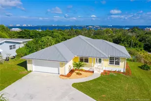 3869 NE Skyline Dr, Jensen Beach, FL 34957 - Photo 1