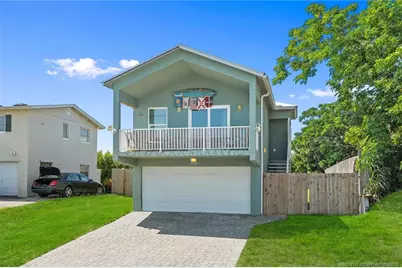 3214 SE Bonita Street, Stuart, FL 34997 - Photo 1