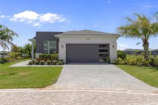 10975 SW Magenta Ln, Port Saint Lucie, FL 34987 - Photo 1