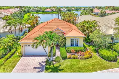 944 Island Club Square, Vero Beach, FL 32963 - Photo 1