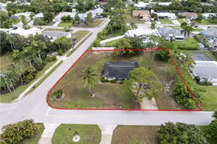4800 SE Bayshore Terrace, Stuart, FL 34997 - Photo 1