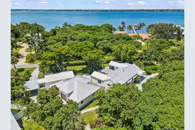 200 SE Pelican Drive, Stuart, FL 34996 - Photo 1
