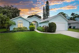 390 NE Gulfstream Ave, Port Saint Lucie, FL 34983 - Photo 1