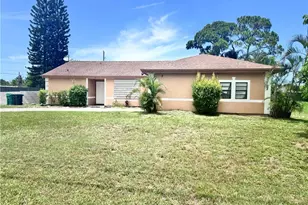 175 SE Floresta Dr, Port Saint Lucie, FL 34983 - Photo 1
