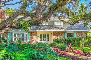 4 N Via Lucindia Dr, Sewalls Point, FL 34996 - Photo 1