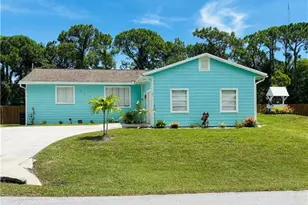 4251 SE Dixie Ross St, Stuart, FL 34997 - Photo 1