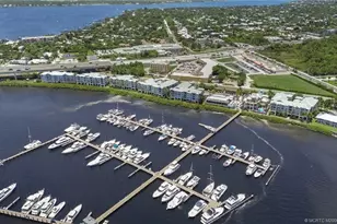 275 NW Flagler Ave, Stuart, FL 34994 - Photo 1