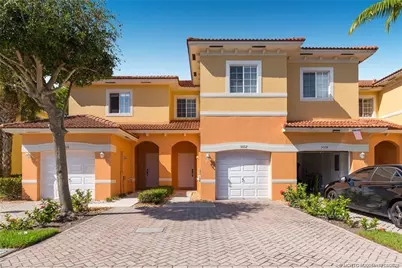 5012 SE Mariner Garden Circle #B11, Stuart, FL 34997 - Photo 1