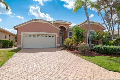 1612 SE Shelburnie Way, Port Saint Lucie, FL 34952 - Photo 1