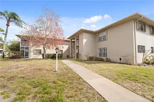 12 Lake Vista Trail, Port Saint Lucie, FL 34952 - Photo 1