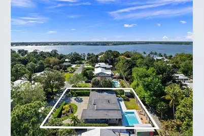 530 SW Manor Drive, Stuart, FL 34994 - Photo 1