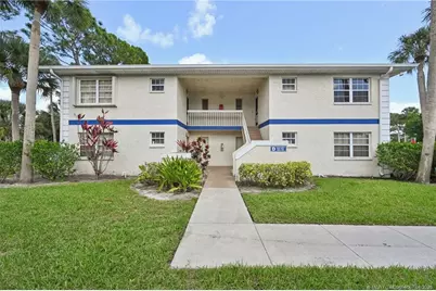 1506 SE Royal Green Circle #201, Port Saint Lucie, FL 34952 - Photo 1