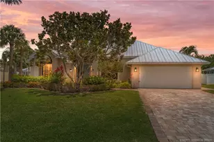 1102 SE Strathmore Dr, Port Saint Lucie, FL 34952 - Photo 1