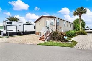 10701 S Ocean Dr, Jensen Beach, FL 34957 - Photo 1