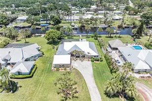 841 SW Catalina St, Palm City, FL 34990 - Photo 1