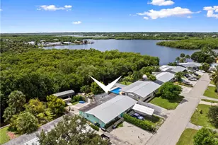 30 SW Hideaway Pl, Stuart, FL 34994 - Photo 1