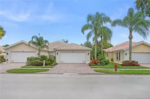 8693 SE Retreat Dr, Hobe Sound, FL 33455 - Photo 1