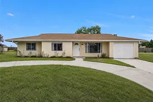 1862 SE Rainier Rd, Port Saint Lucie, FL 34952 - Photo 1