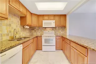 3836 SE Jefferson St, Stuart, FL 34997 - Photo 1